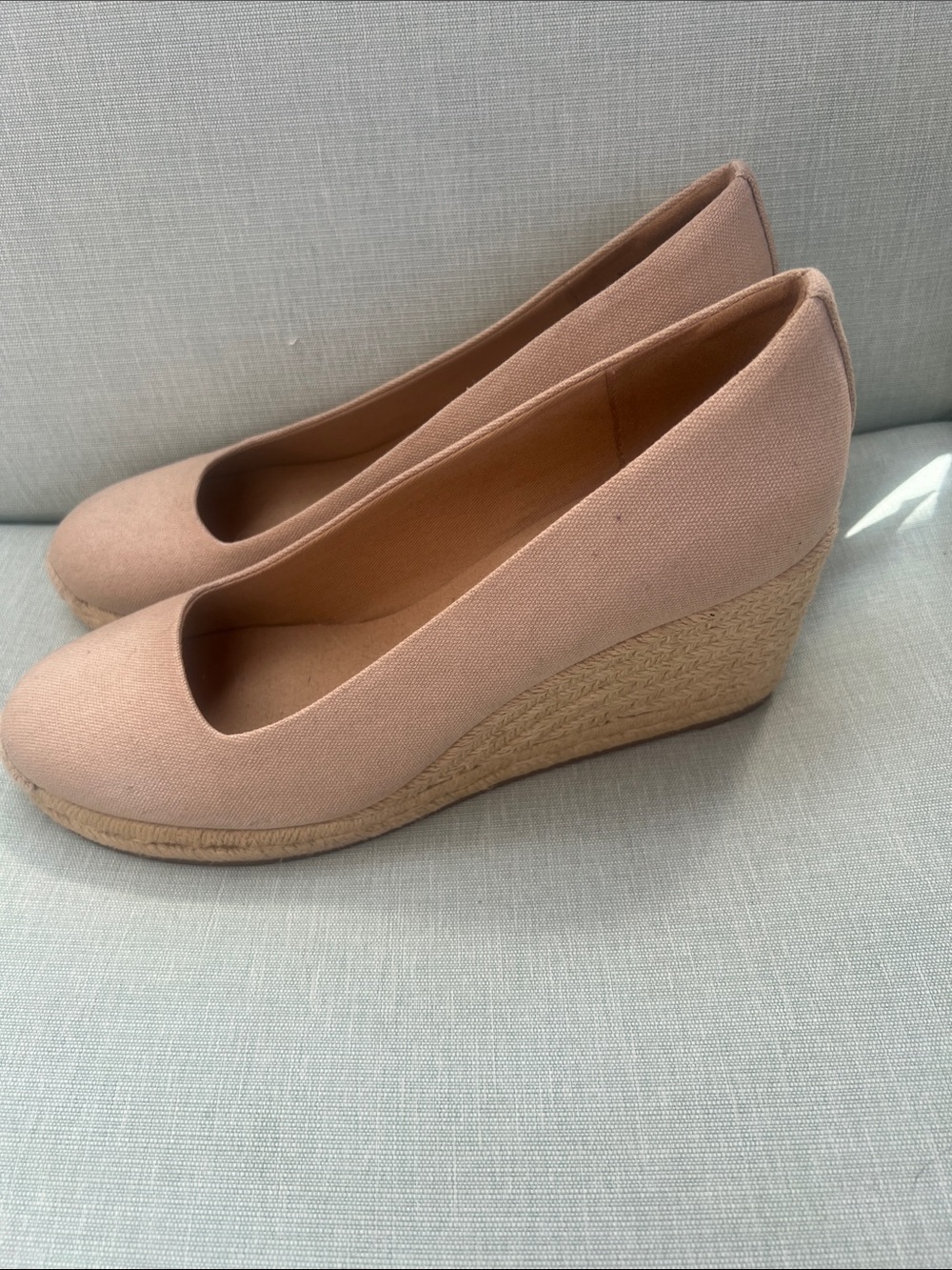 Women’s J Crew tan Wedge Espadrilles size 9